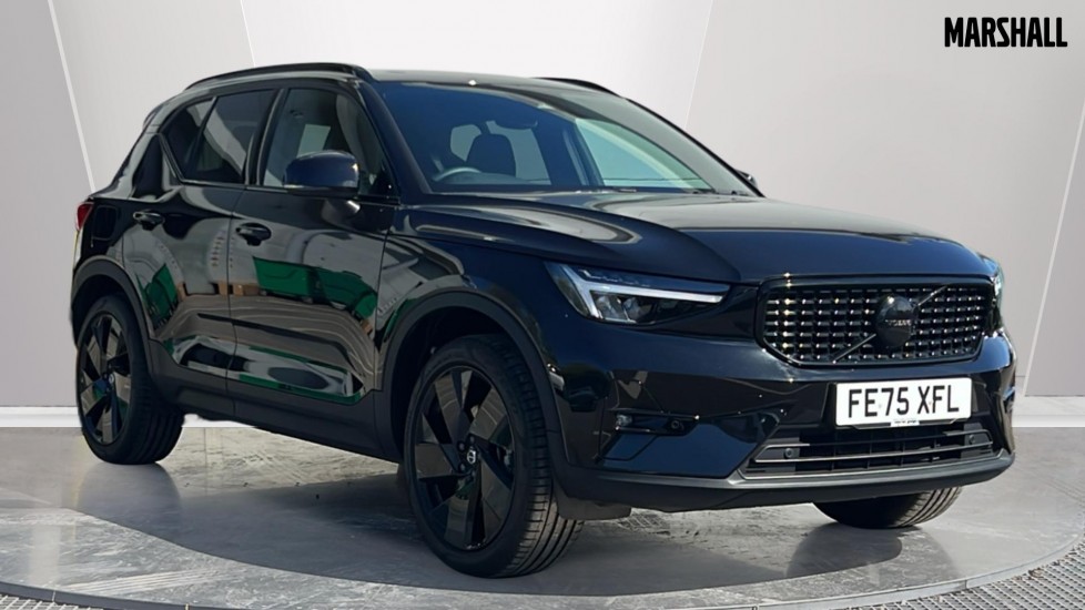 Volvo XC40 listing photo