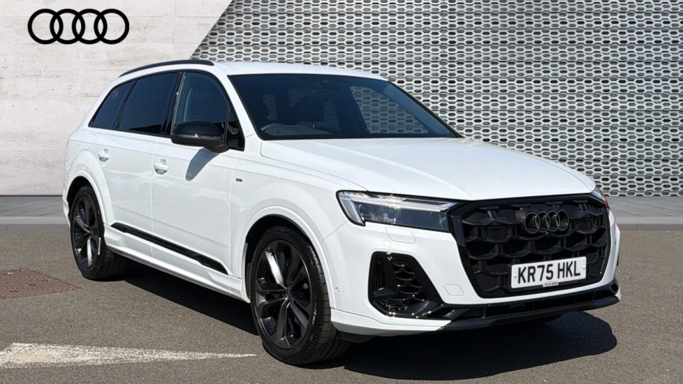 Audi Q7 listing photo