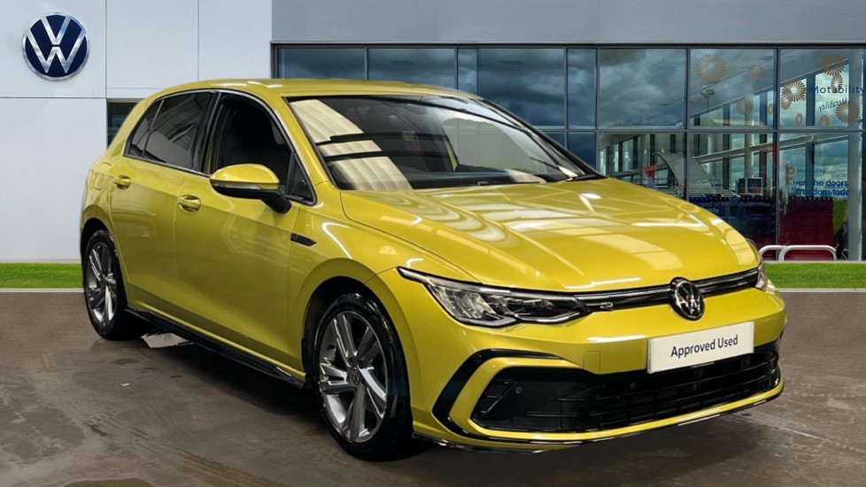 Volkswagen Golf listing photo