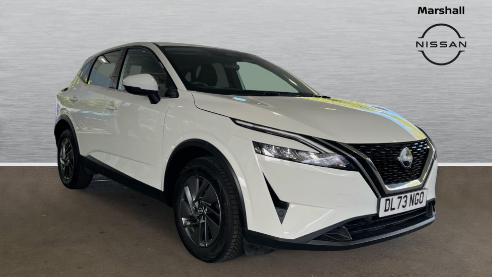 Nissan Qashqai listing photo
