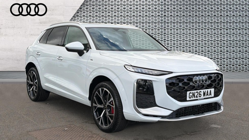 Audi Q3 listing photo