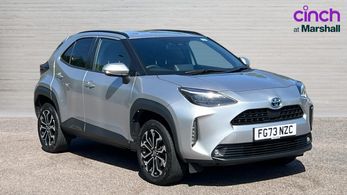 2024 TOYOTA YARIS CROSS YARIS CROSS 1.5 HYBRID DESIGN 5DR CVT REAR CAMERA CARPLAY 2024 30,186... photo