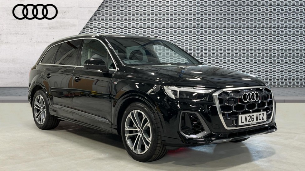 Audi Q7 listing photo