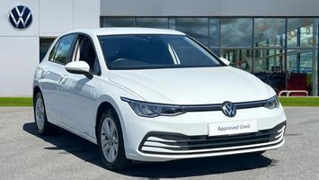 2023 VOLKSWAGEN GOLF GOLF 1.5 ETSI 150 LIFE 5DR DSG ADAPTIVE CRUISE CONTROL 2023 28,383... photo