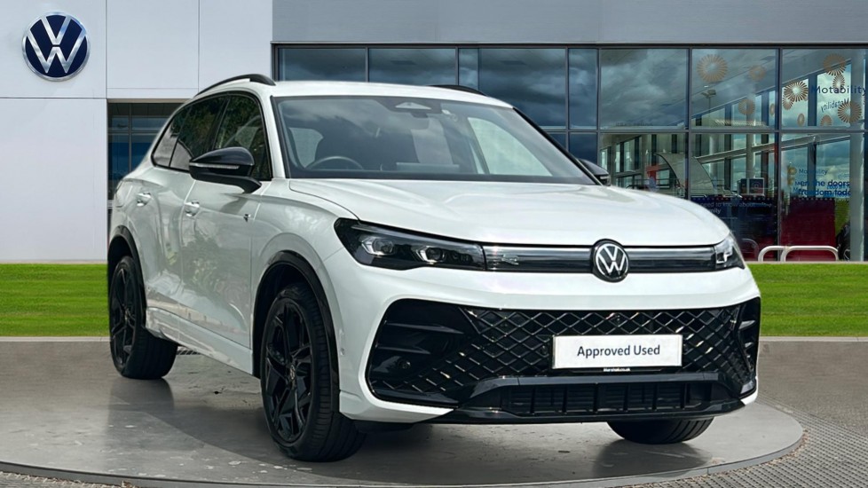 Volkswagen Tiguan listing photo