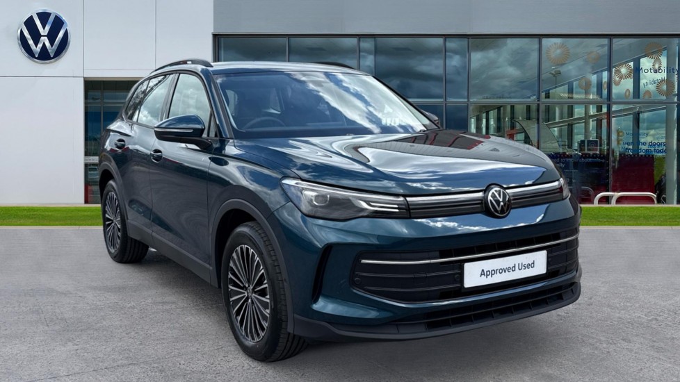 Volkswagen Tiguan listing photo
