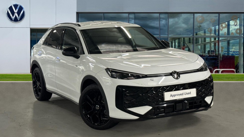 Volkswagen T-Roc listing photo