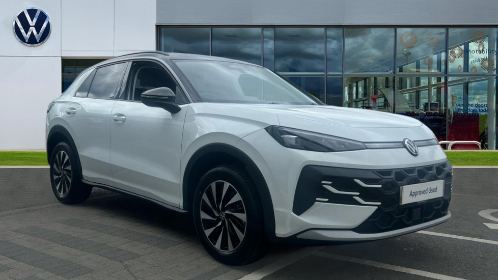 Volkswagen T-Roc listing photo