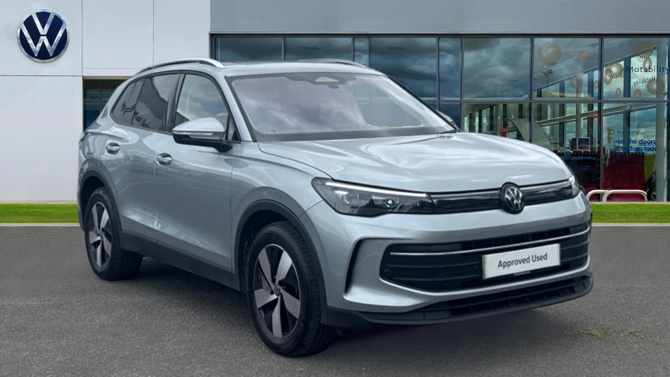 Volkswagen Tiguan listing photo