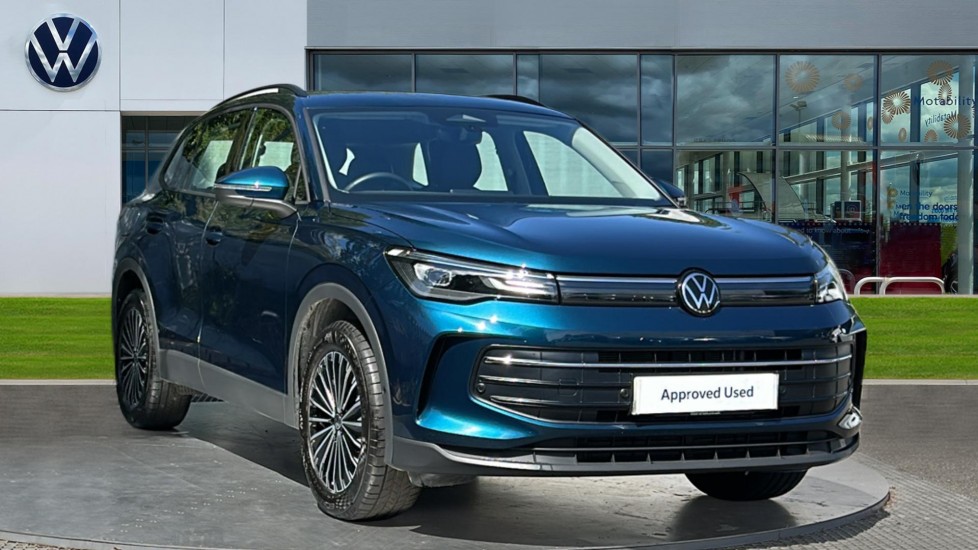 Volkswagen Tiguan listing photo
