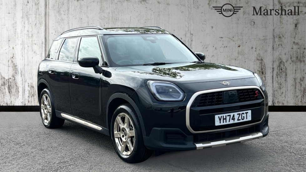 MINI Countryman listing photo