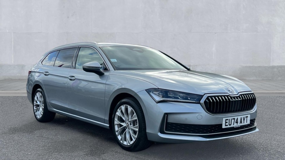 Skoda Superb listing photo