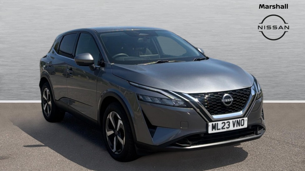 Nissan Qashqai listing photo