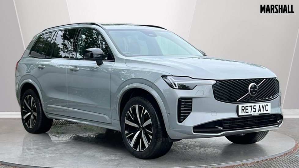 Volvo XC90 listing photo