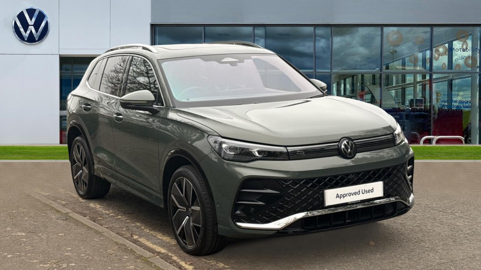 Volkswagen Tiguan listing photo