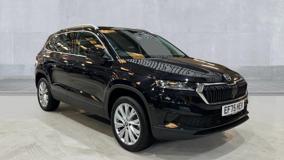 Skoda Karoq listing photo