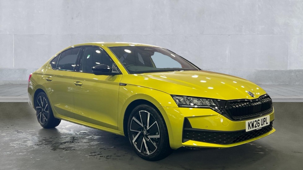Skoda Octavia listing photo