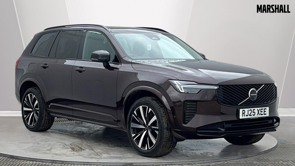 Volvo XC90 listing photo