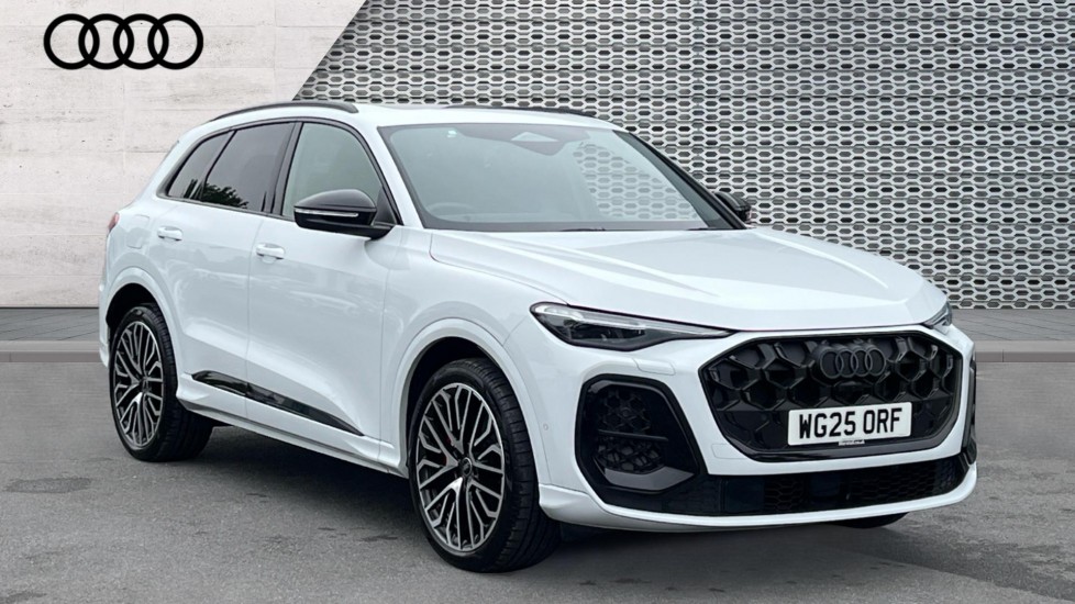 Audi Q5 listing photo