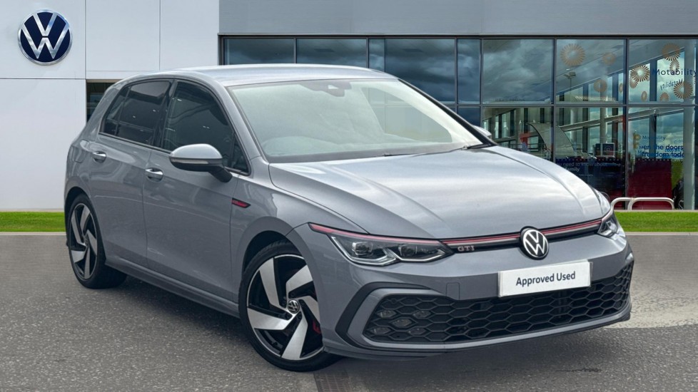 Volkswagen Golf listing photo