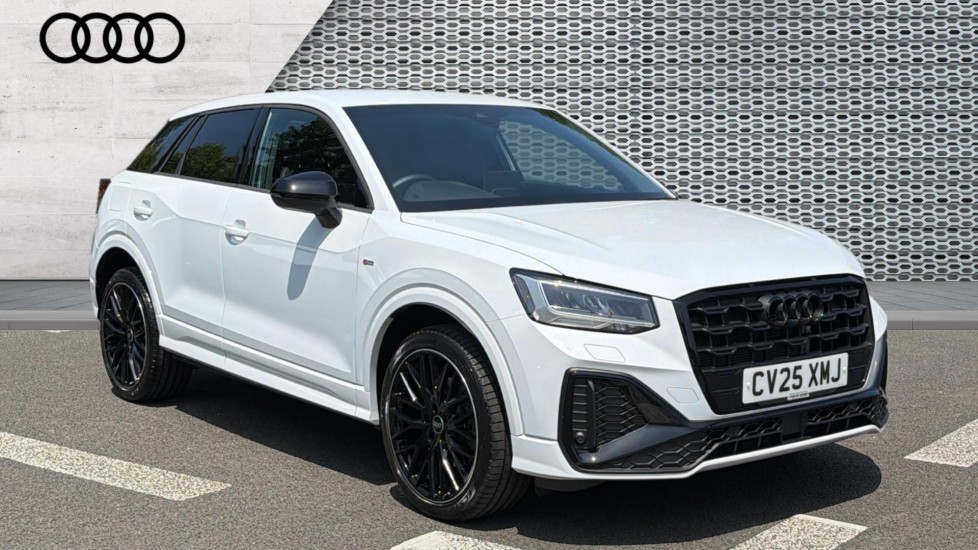 Audi Q2 listing photo