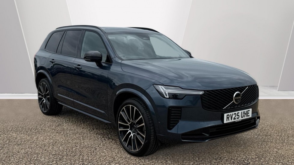 Volvo XC90 listing photo