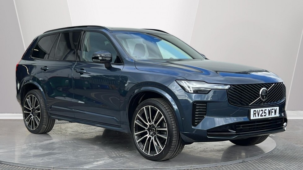 Volvo XC90 listing photo
