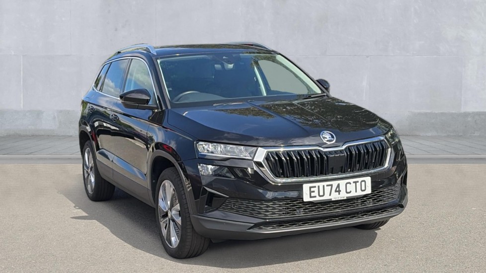 Skoda Karoq listing photo
