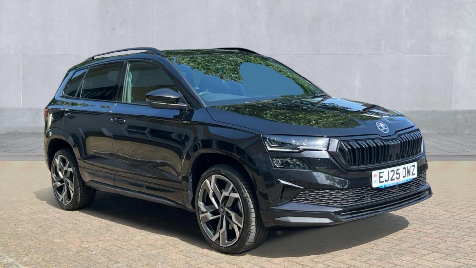 Skoda Karoq listing photo