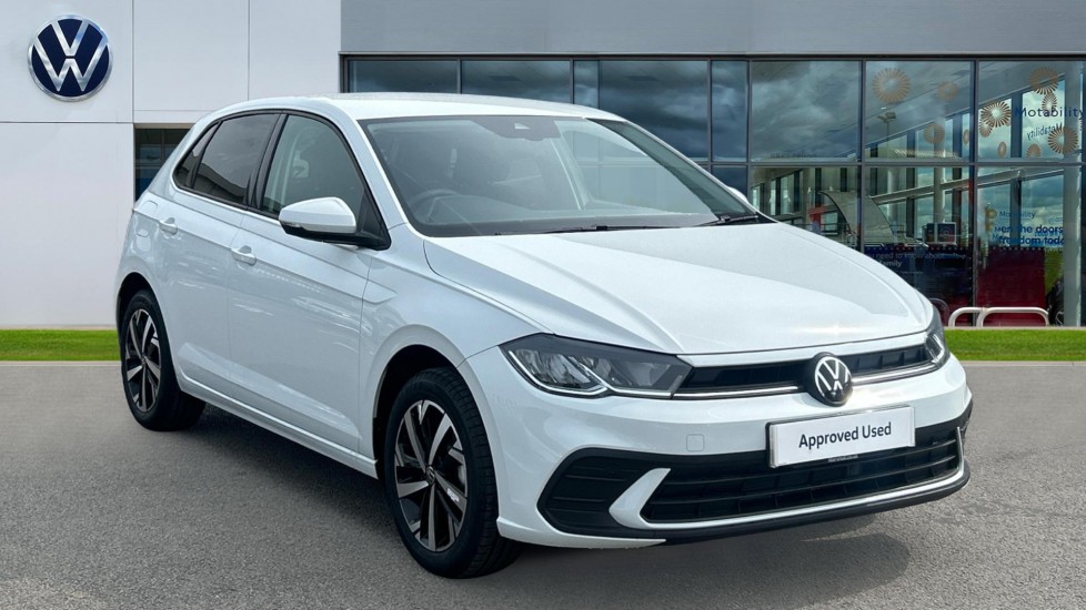 Volkswagen Polo listing photo