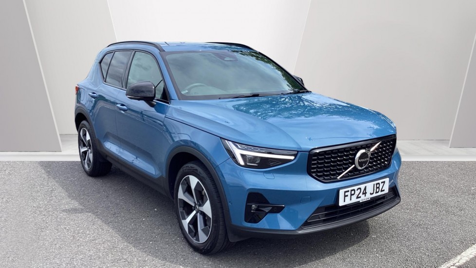 Volvo XC40 listing photo