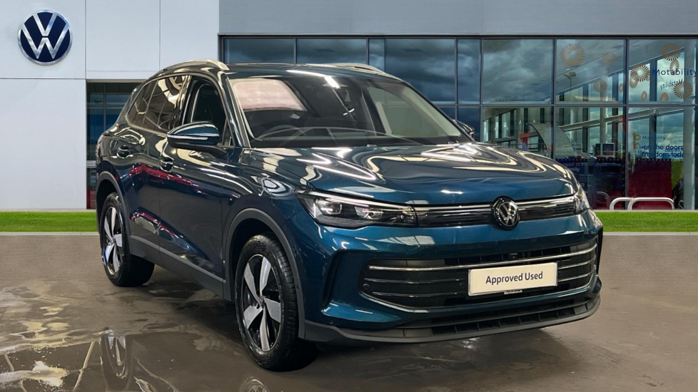 Volkswagen Tiguan listing photo