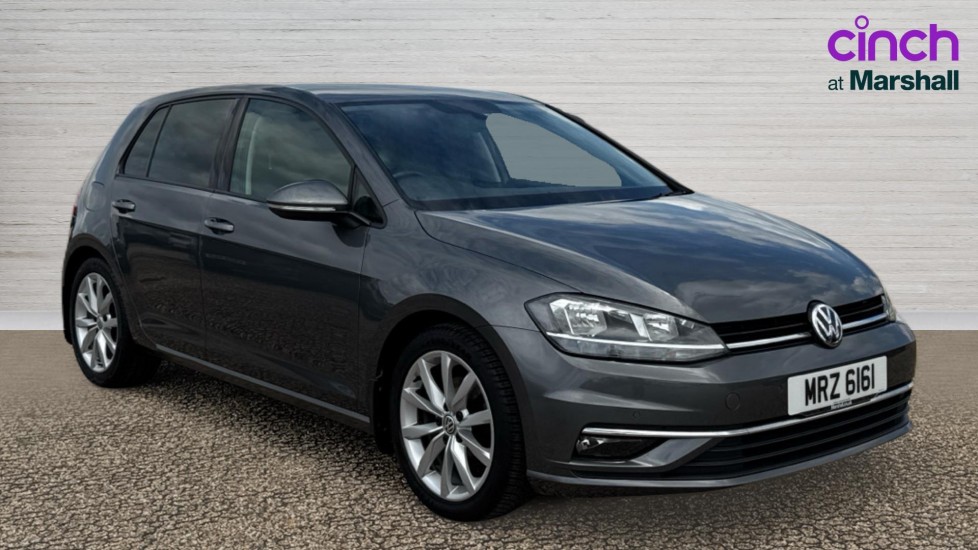 Volkswagen Golf listing photo
