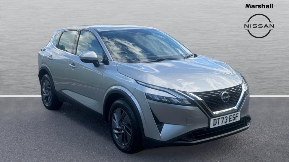 Nissan Qashqai listing photo
