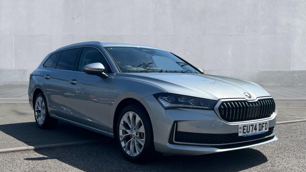 Skoda Superb listing photo