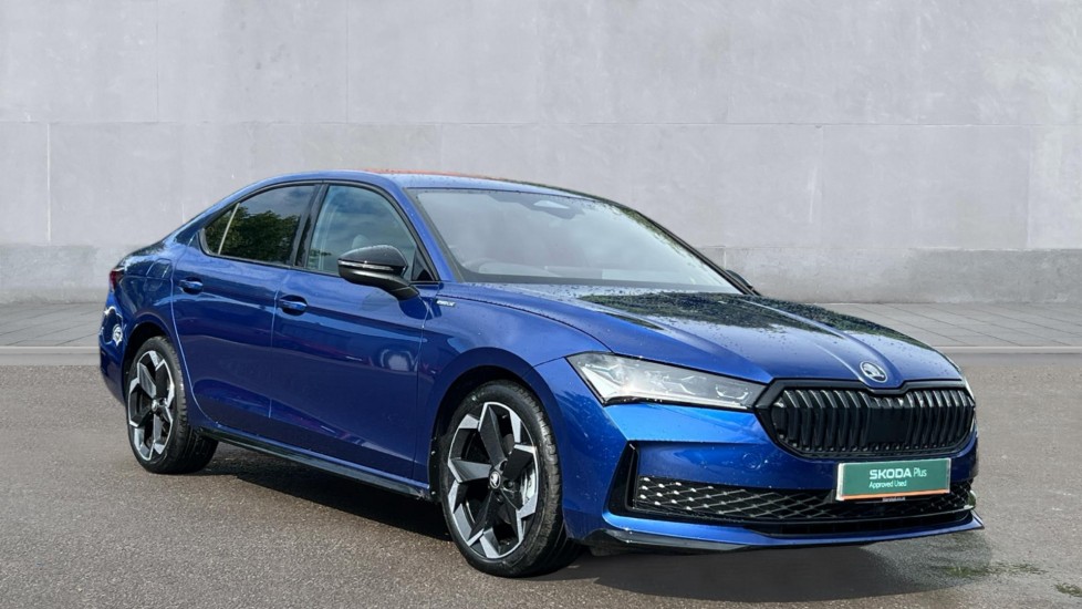 Skoda Superb listing photo