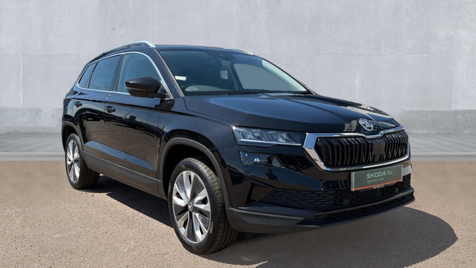 Skoda Karoq listing photo