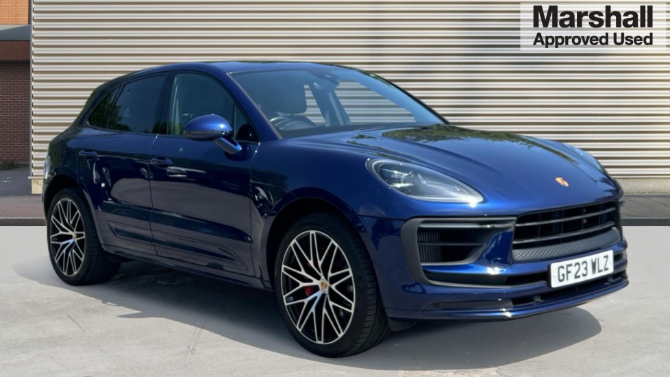 Porsche Macan listing photo
