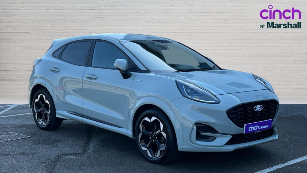 Ford Puma listing photo