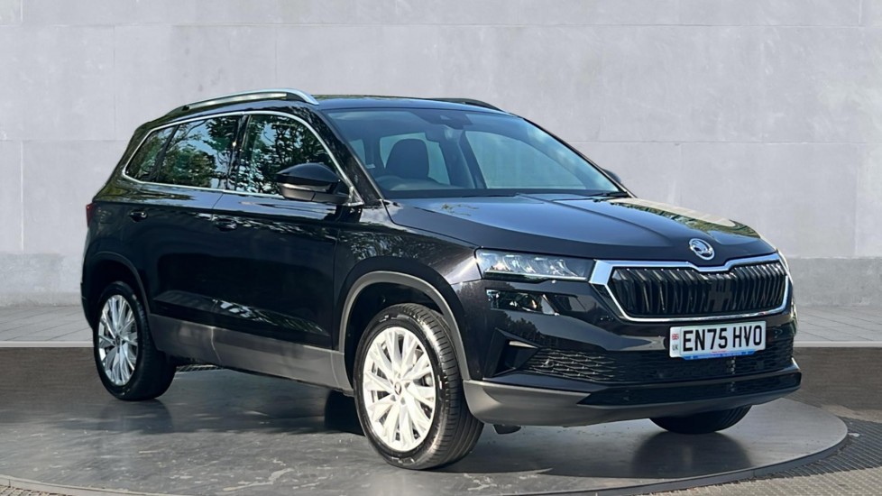 Skoda Karoq listing photo