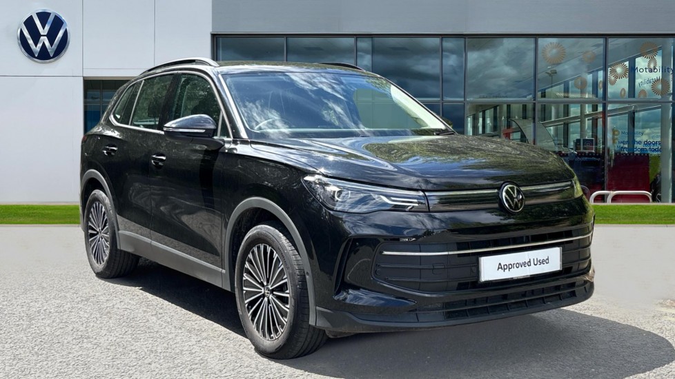 Volkswagen Tiguan listing photo