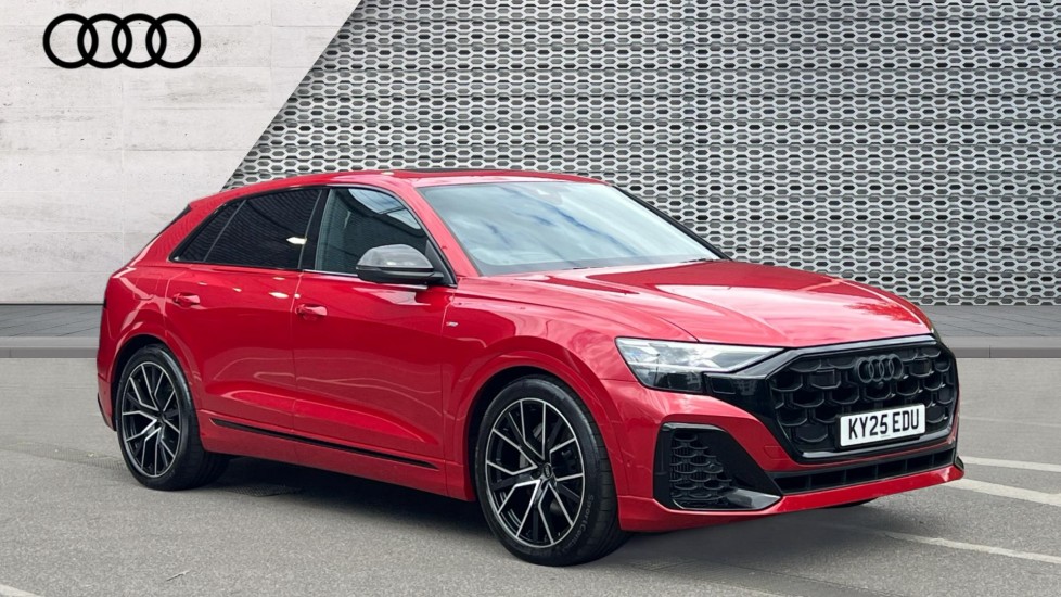 Audi Q8 listing photo