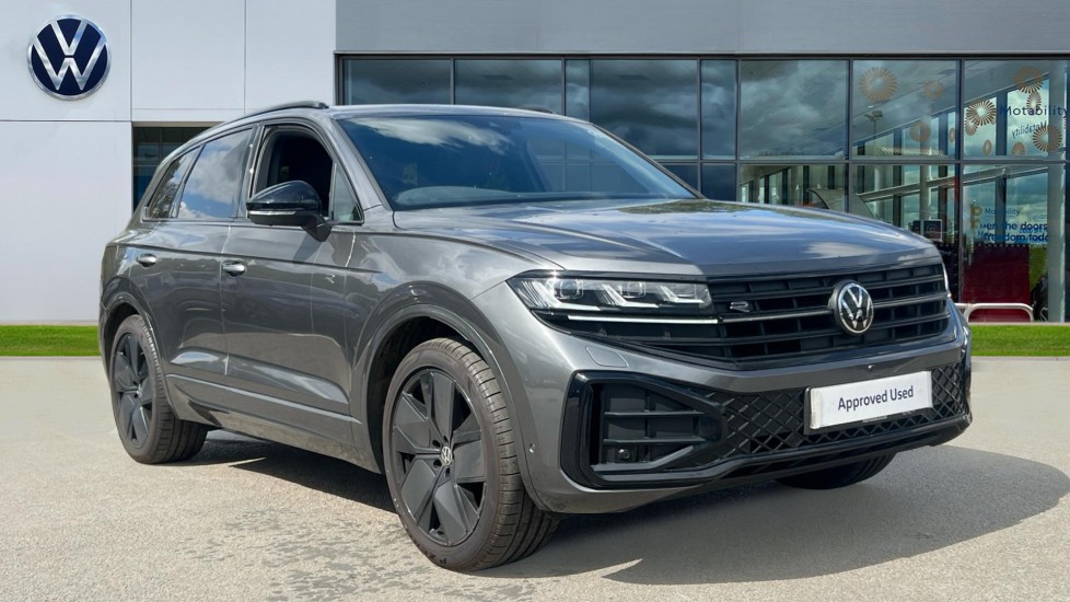 Volkswagen Touareg listing photo