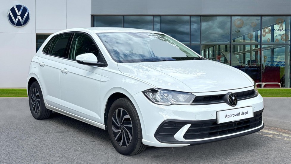 Volkswagen Polo listing photo