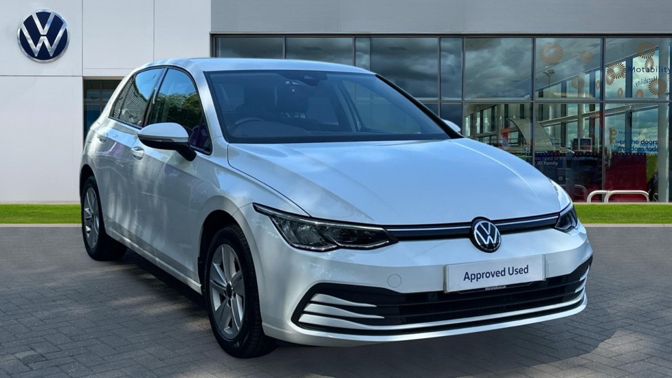 Volkswagen Golf listing photo