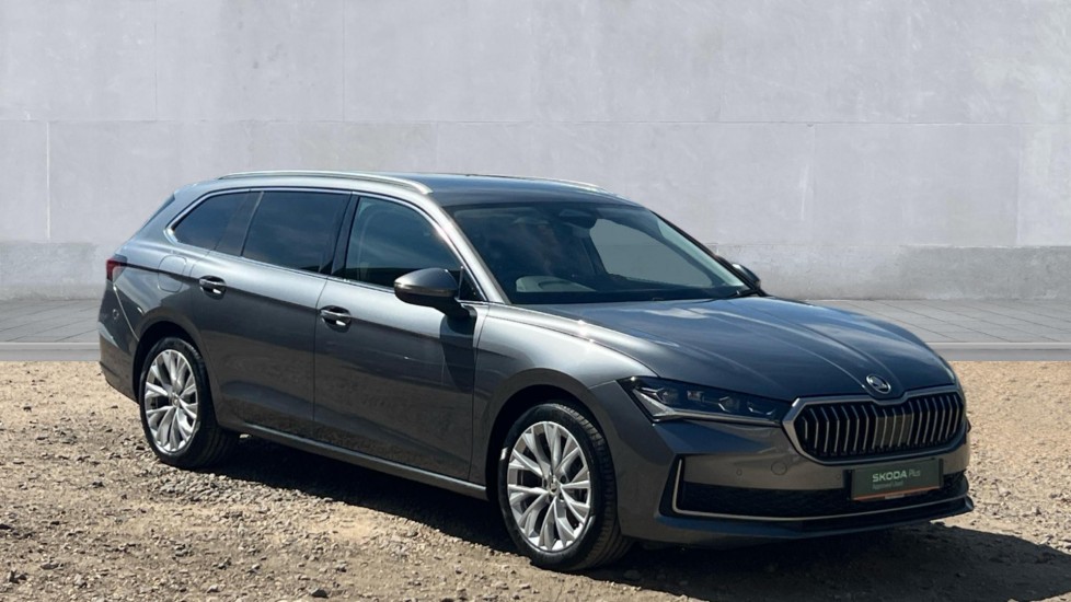 Skoda Superb listing photo