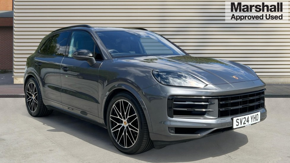 Porsche Cayenne listing photo