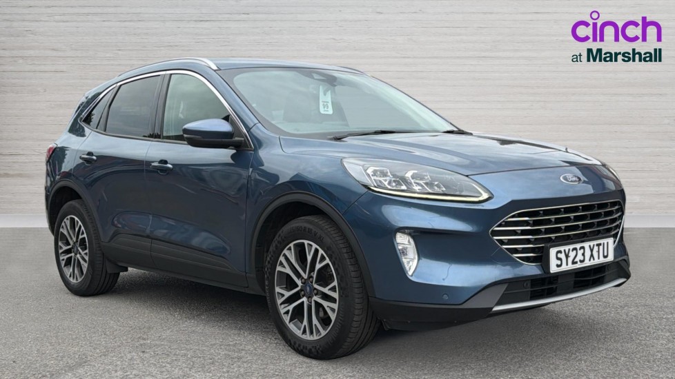 Ford Kuga listing photo