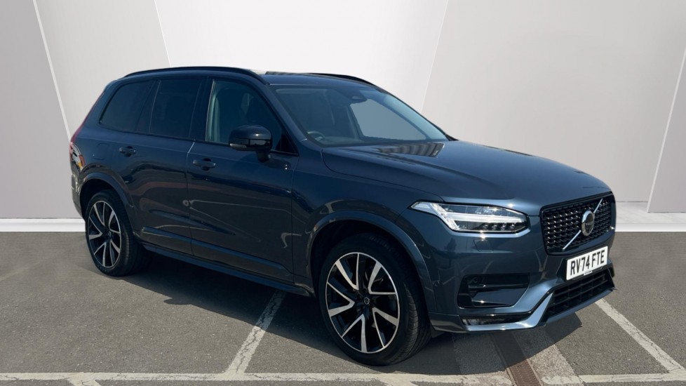 Volvo XC90 listing photo