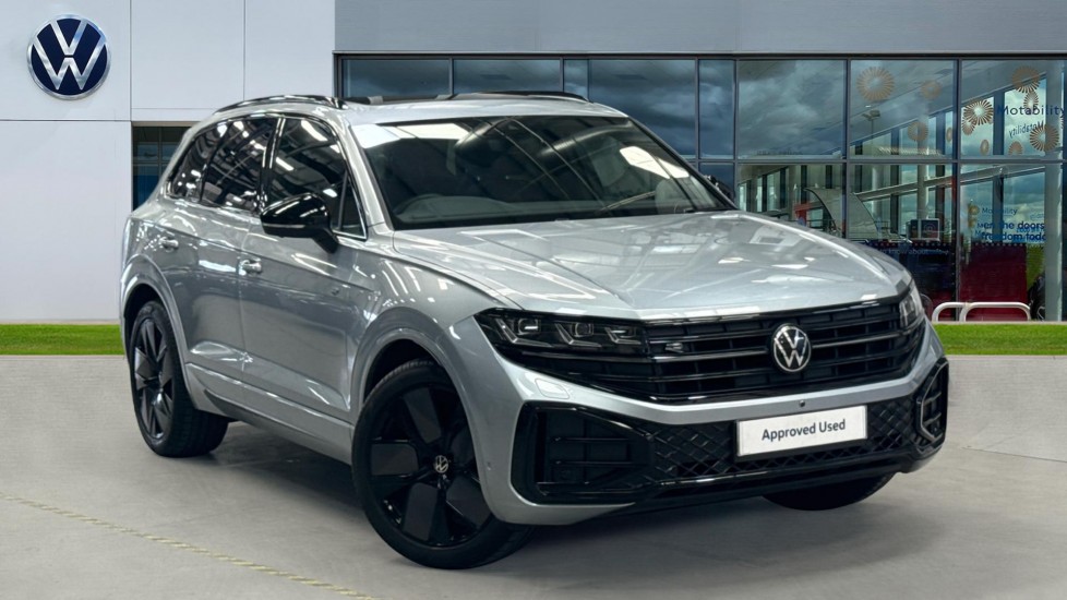 Volkswagen Touareg listing photo